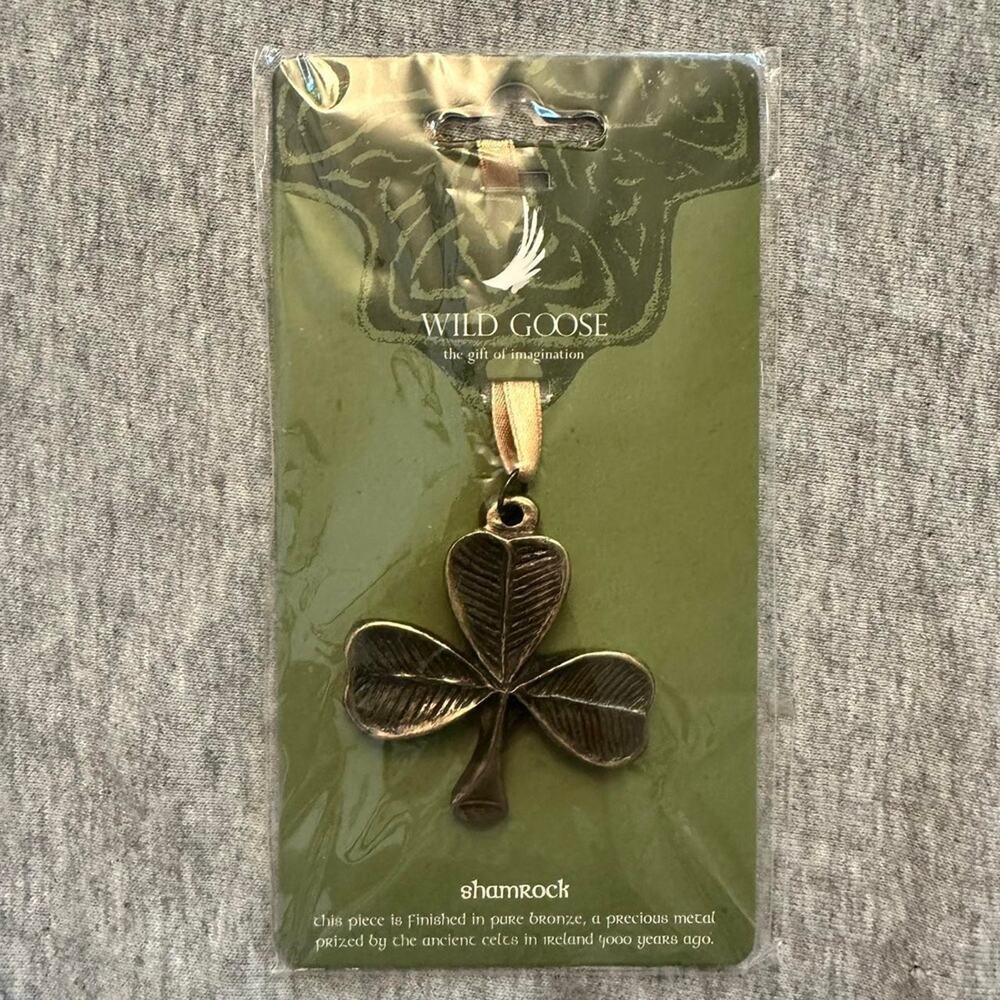 Shamrock pendant bronze Wild Goose Studio jewelry or ornament irish lucky charm